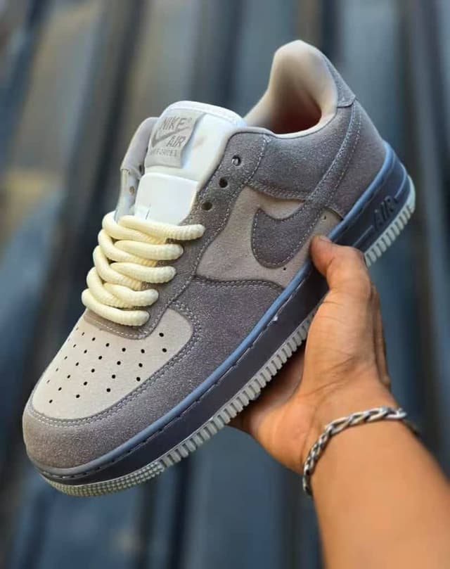 Low grey wolf sneakers